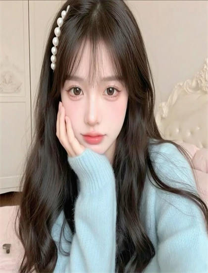 《锻刀之英雄无悔》叙事手法解析：时间线安排与视角切换技巧探讨