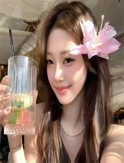 从表演艺术看《舞法天女朵法拉（上）》：地域的风土人情与环境描写 展现表演艺术的魅力